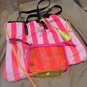 NWT Victoria Secret Tote and Pouch